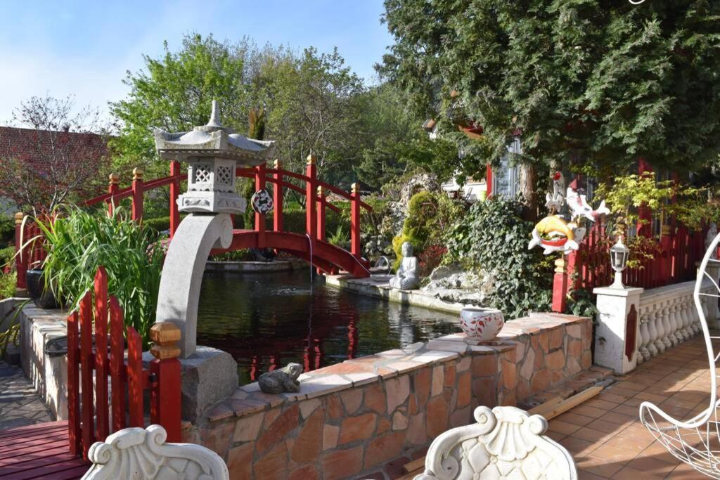 Gite Au Printemps Japonais, Petit Train De La Mure, Parc Des Ecrins Pierre-Chatel Exteriör bild